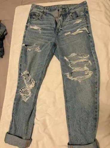 American Eagle  ripped mom jeans