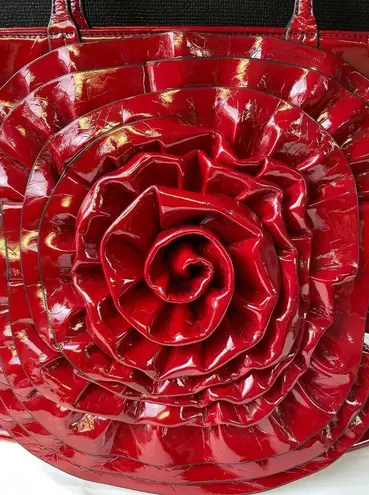 High Fashion Women's Red Flower Patent Tote Bag/Handbag Large SKU 3446