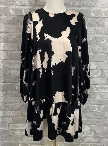 Target Alexis For  Black and Cream Long Sleeve Dress