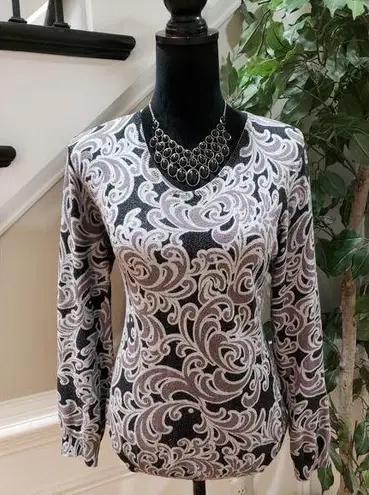 Croft & Barrow  Women's Multi Paisley Cotton V-Neck Long Sleeve Sweater Large