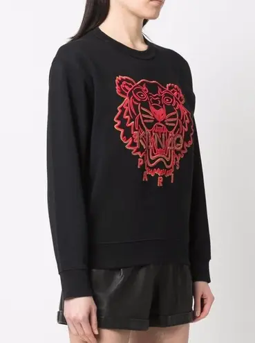 NWT KENZO CNY YEAR OF THE TIGER CREW SWEAT
Black Size XXS