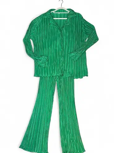 Kelly Green Plissé 2