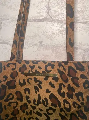 Nine West Vintage 90’s  Cheetah Print Shoulder Bag Medium Sized Gold Hardware