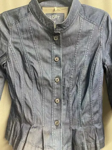 Ann Taylor Loft Jacket Women's 4 Blue Denim Front Button Long Sleeve Pleated B71