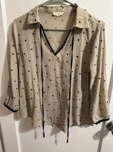 EAM Women's Beige Cat Print V Neck Tie Neck Long Sleeve Blouse Top Size L Tan Size L
