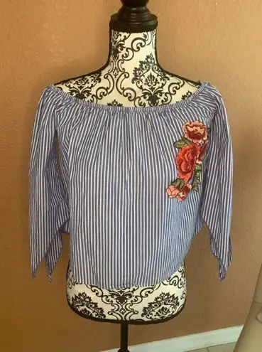 Miley + Molly blue striped shirt size S