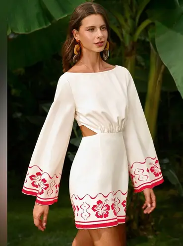 Commense Floral Embroidered Backless Tie Dress NWT Bell Sleeves Size Medium White