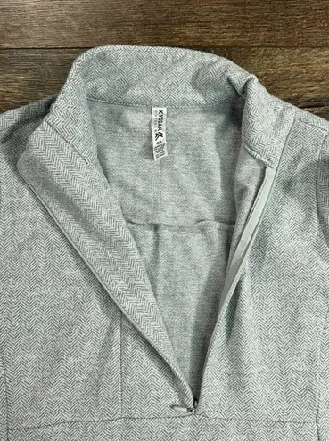 Kyodan  Outdoor Mock Neck Half Zip