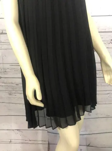 BCBGeneration NWT  pleated dress size medium