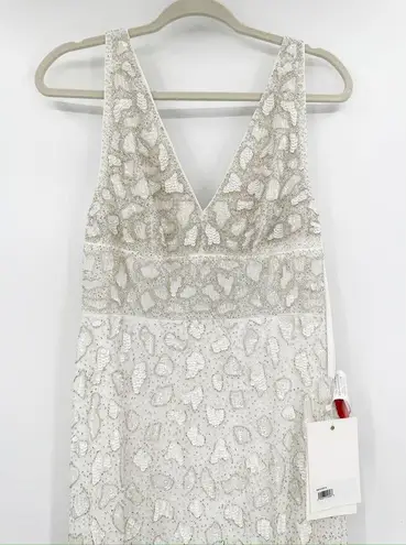 Mac Duggal 10814 Hand Embellished White Beaded Gown Size 6 NWt