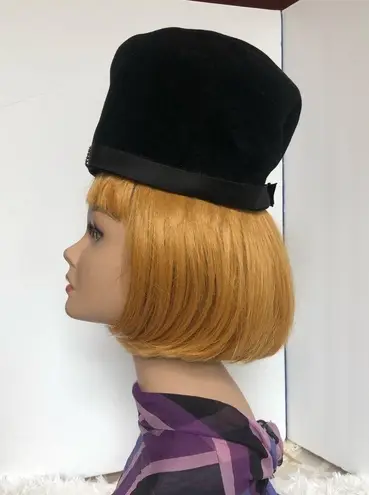 VTG Miss Eileen Originals Hat Black with Rhinestones and Bow Detail