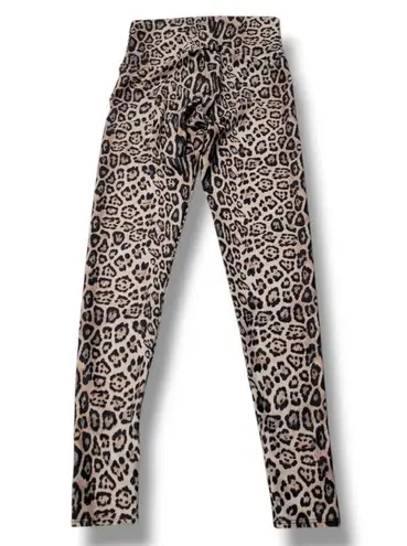 Onzie Pants Size XS W27"L29" Womens Leggings Activewear Athleisure Leopard Print