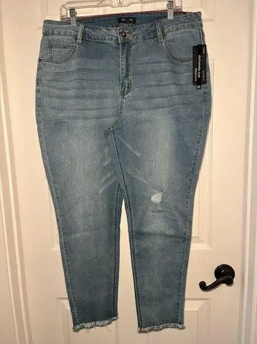 Relativity Size 18 Short Stretch Curvy Skinny Raw Hem Jeans