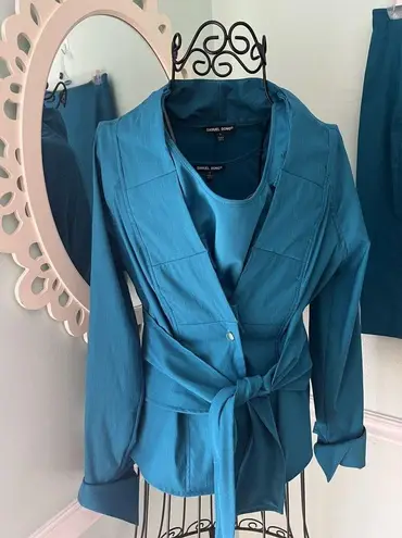 SAMUEL DONG S Teal 3 Piece Belted Blazer Suit Skirt Small