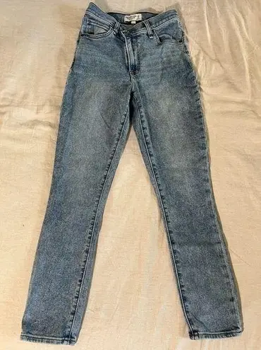 Abercrombie & Fitch  Curve Love The Super Skinny Ankle High Rise Md Wash Jeans