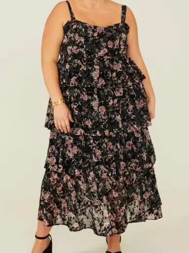 Arula Black & Pink Velvet Floral Sleeveless Tiered Maxi Dress. Size 1X