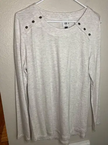 CAbi NWT  Gray Snap Shoulder Sweatshirt Size Medium