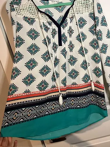 Black Rainn Cold Shoulder Multicolored Bell Sleeve Tunic with Tassels Size Med