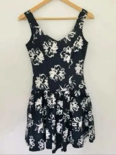 Laura Ashley Vintage Black Floral Mini Dress Fitted Silhouette Drop Waist Sweetheart