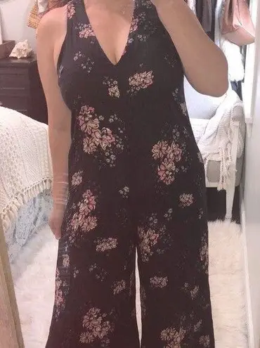 Somedays Lovin  size medium black floral boho pantsuit jumper