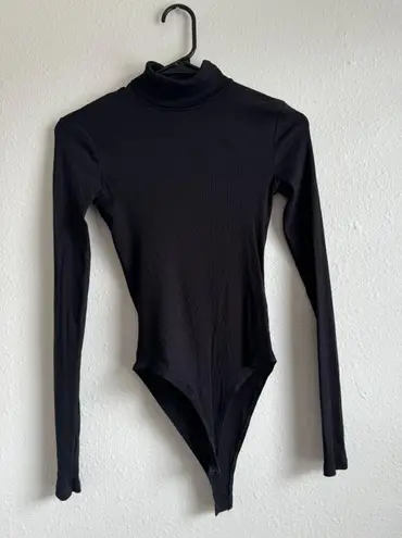 H&M Black Long Sleeve Turtleneck