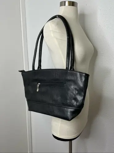 NWOT Black Pleather Shoulder Handbag Purse with Silver & Black Hardware