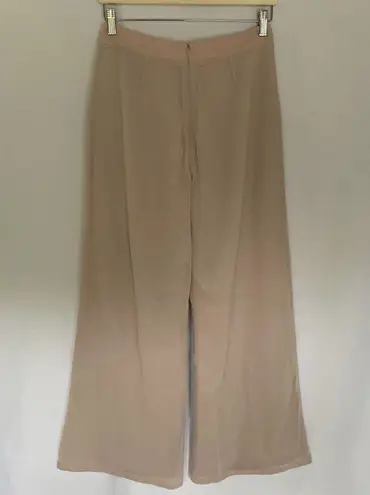 Ciera beige size 27 pants flowy wide leg style high waisted classic lightweight