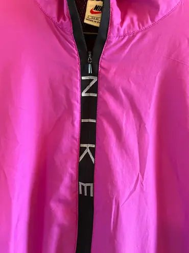 Nike Vintage Windbreaker Jacket Fuschia