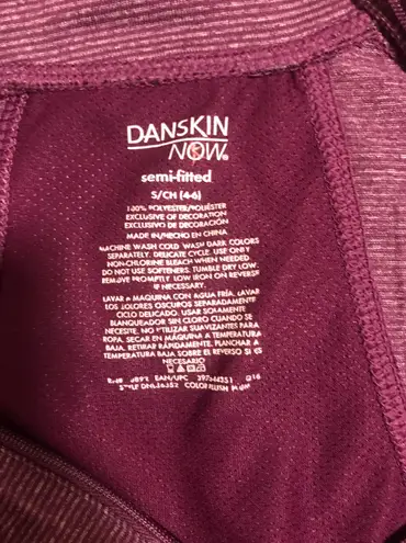 Danskin Athletic Top