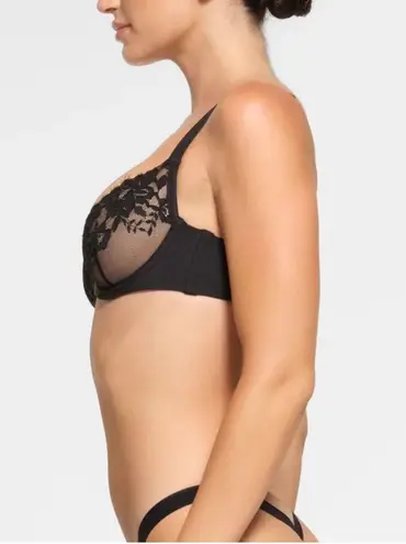 SKIMS LACE UNLINED SCOOP BRA