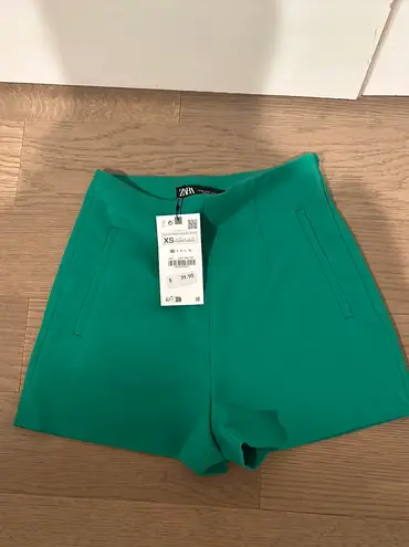 ZARA High Waisted Pleated Tailored Shorts