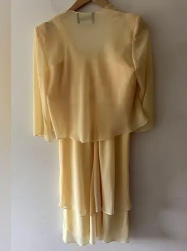 Ursula of Switzerland Stunning Mother of the Bride or Groom Yellow Chiffon Dress Size 4