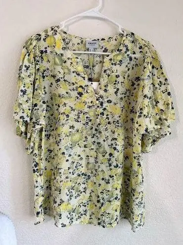 VERO MODA NWT Aware by Tilly Split Neck Blouse Chardonnay Floral Size Large
