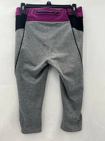 Lucy Activewear Capri Leggings M