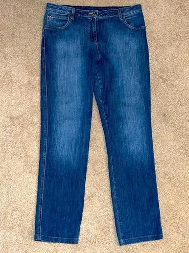 St. John Like new  mid-rise soft & stretchy women’s straight leg jeans size‎ 10