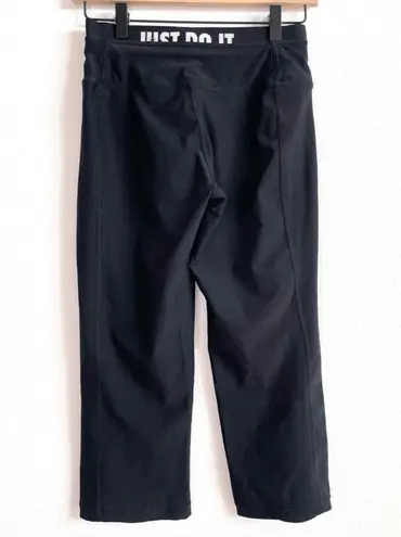 Nike  Black High Rise Straight Leg Cropped Pants Women's Small