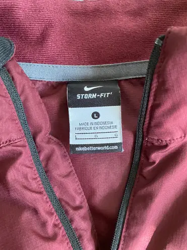 Nike Storm Fit Windbreaker Jacket