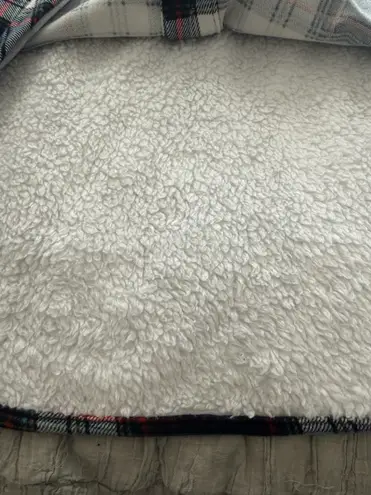 Eden & Olivia Plaid Button-Up Flannel with Sherpa Lining