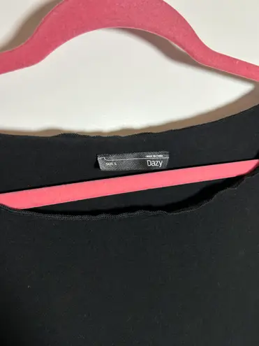 Large black crop top, oversized fit