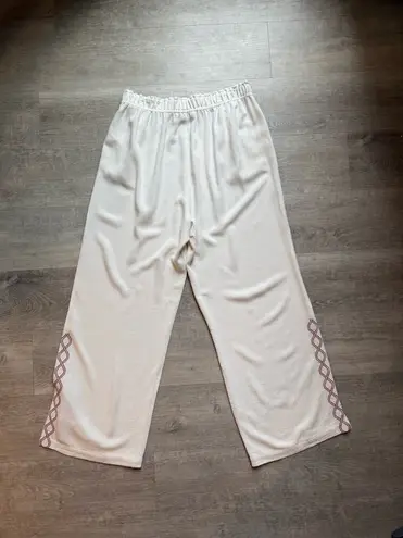 Soft Surroundings Mirage Embroidered Legs Wide Leg High Rise Pull On Pants Sz L