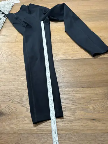 Girlfriend Collective XS leggings with pockets - black, 7/8 ankle.