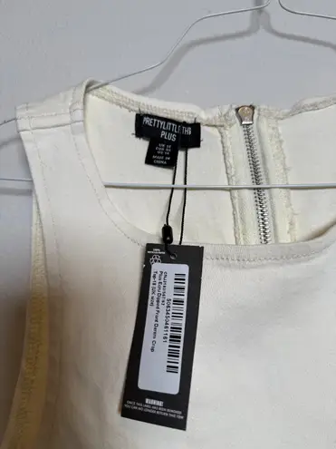 PrettyLittleThing Plus White Cream Denim Crop Top Tank