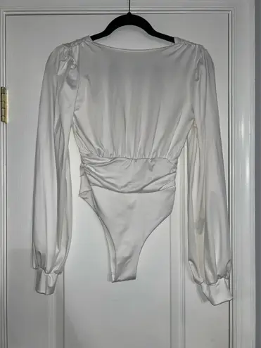 FashioNova White Bodysuit