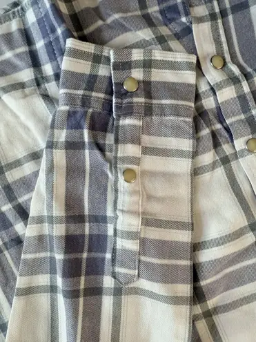 Jachs Girlfriend Women Plaid Button-Up Shirt Blue/White Long Sleeve Soft Flannel