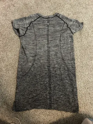 Lululemon Swiftly Tech Short Sleeve