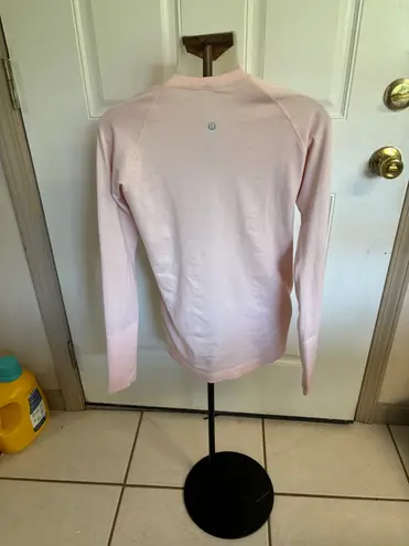 Lululemon Size 8  Pink Swifty