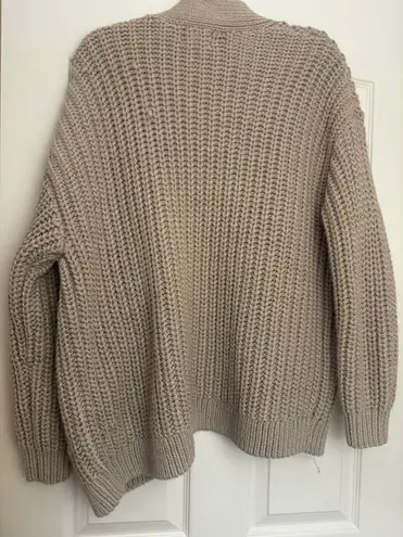 H&M Gray Oversized Knit Sweater thumbnail 2