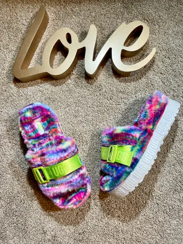 UGG ® Fluffita Pixelate Platform Sandal