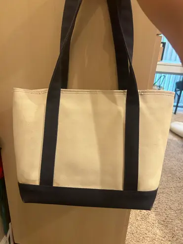 Vineyard Vines Tote