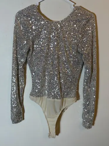 NWT Lulus Shimmering Love Silver Sequin Cowl Back Bodysuit Size Small